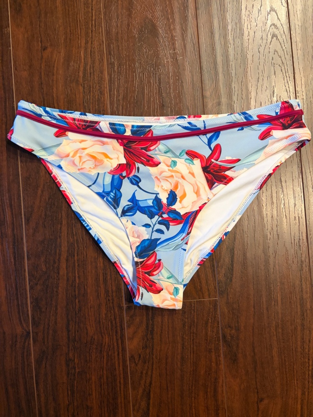 Cupshe Floral Bikini Bottoms in Light Blue, Red & Peach